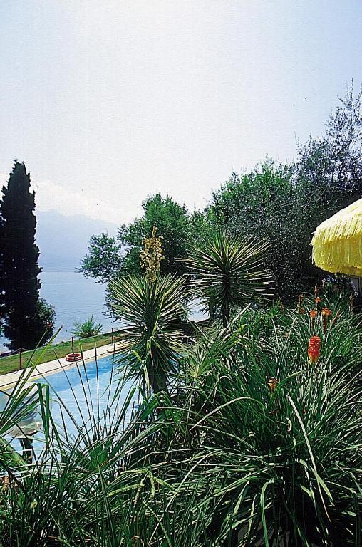 Hotel Lido Limone sul Garda Exterior photo