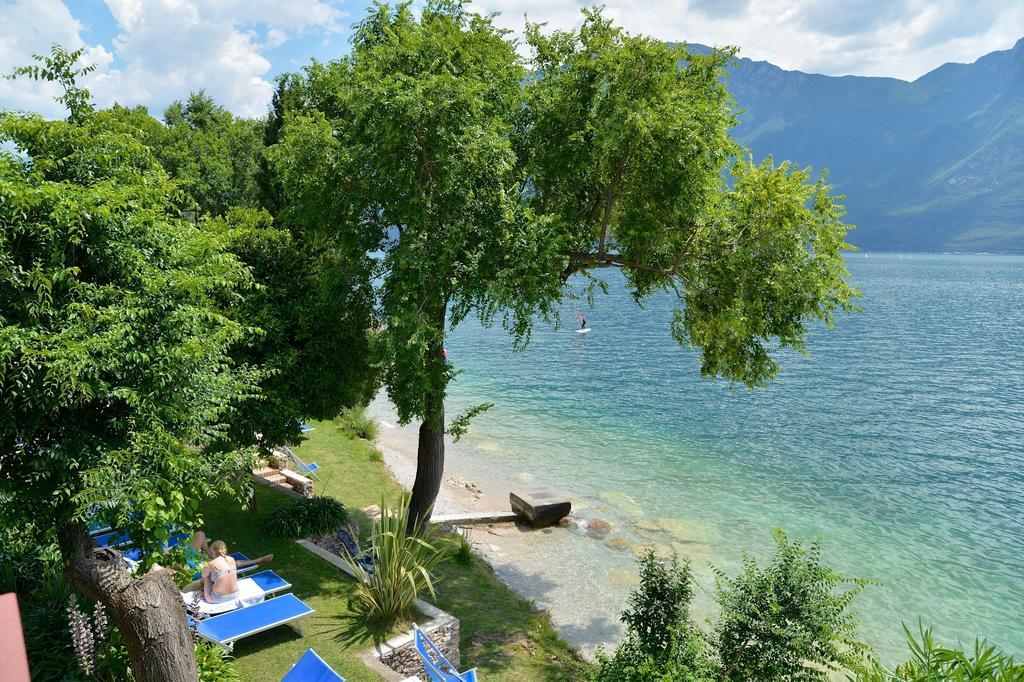 Hotel Lido Limone sul Garda Exterior photo